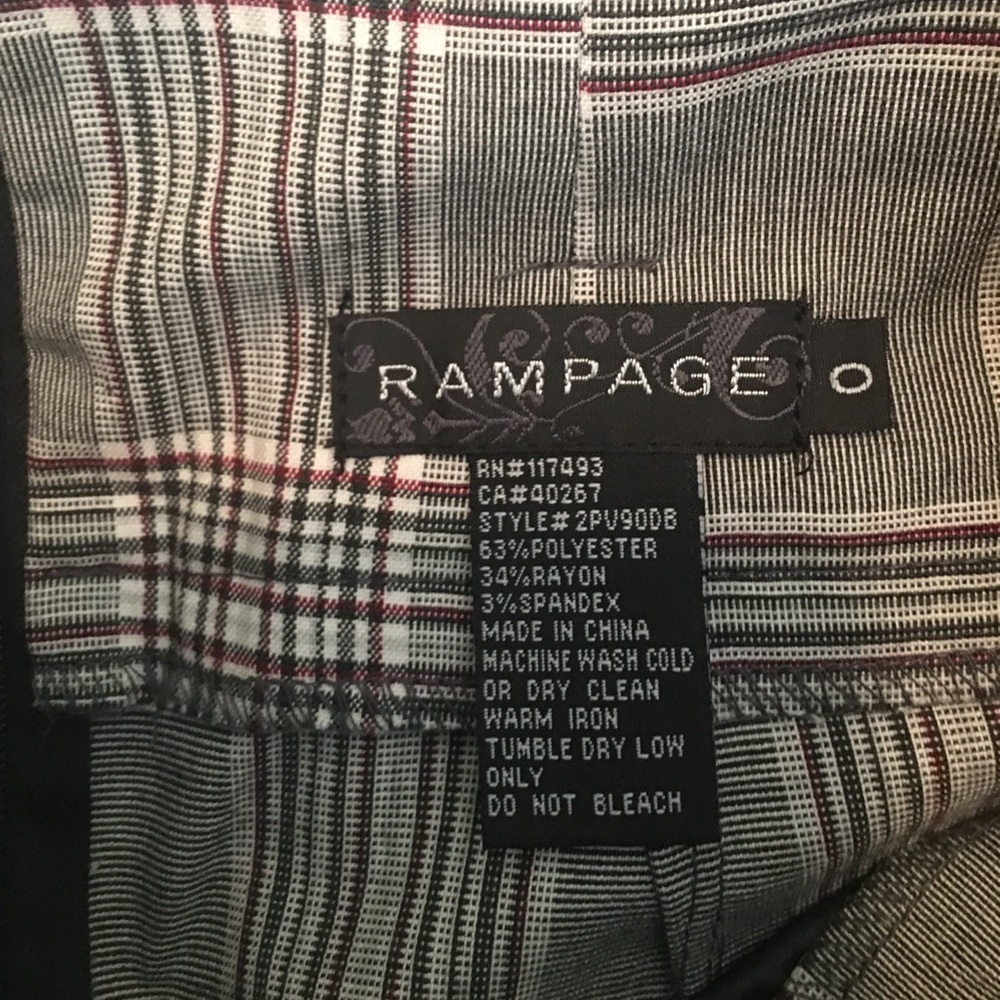Plaid Rampage skirt - Picture 7 of 7